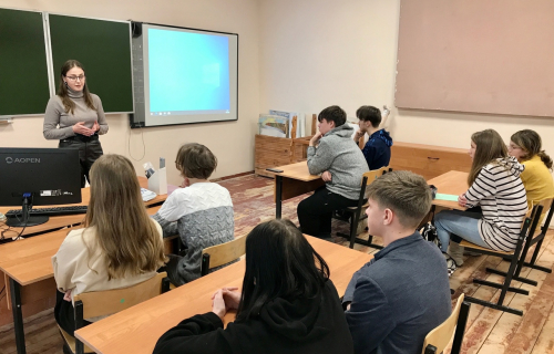 Сегодня состоялось выездное заседание Комиссии по делам несовершеннолетних и защите их прав в с. Вешкелица.